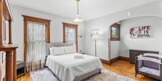 Historic Victorian Charm Meets Modern Living in the Heart of Italian Village / Short North! Gallery 16