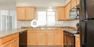 6515 West Sunnyside Drive Gallery 7