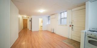 2116 WALNUT Street Gallery 7