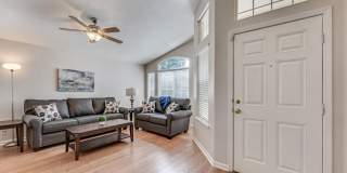 FULLY FURNISHED Sparks home with all utilities included and flexible lease options Gallery 8