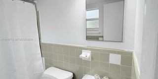 100 NE 78th St Gallery 13