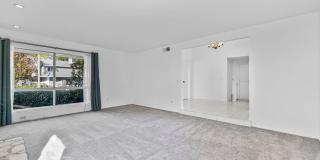 Beautiful Westlake First Neighborhood Family Home w/ Large Backyard with Panoramic Mtn Views Gallery 32