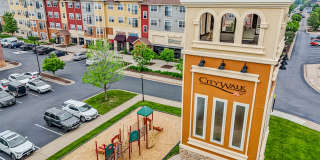 City Walk at Woodbury Gallery 4