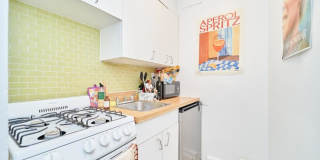 400 West 45th Street Gallery 7