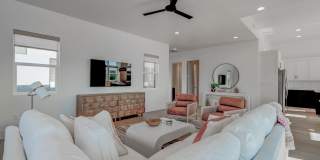 Individual / Corporate Rental / Fully Furnished Gallery 24