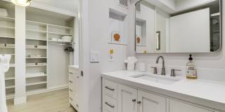 438 Brackenwood Lane S Gallery 29