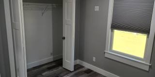 AVAILABLE NOW! 3 bed 2 bath Single Family home in Norton Shores! Gallery 22