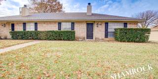 Duplex in Midway ISD! Gallery 1