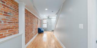 1825 LIGHT Street Gallery 4