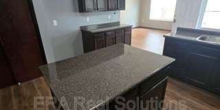 137 N Guilford Ave Gallery 14