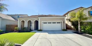 Spacious Heritage Lake Home with Solar & Main-Level Primary Suite Gallery 1