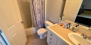 Lovely 2Bd + 2.5Ba in Beaverton!! Minutes Away From Nike! New Roof, Fence, Paint and Additional Bonus Room!! Gallery 24