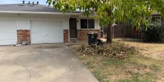 Recently Renovated 1050 soft. 3 Bedroom 2 Bathroom 1/2 Plex In Rancho Cordova For Rent Gallery 1