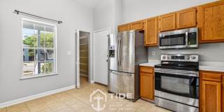 Modern Living in the Heart of West Ashley Gallery 19
