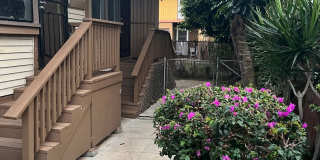 Cozy Apartment Near Waikiki Gallery 1