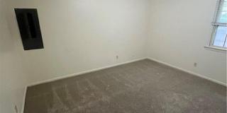1534 Fairbanks Avenue Gallery 10