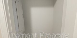 1409 East 50th Street Gallery 8