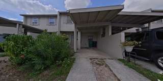Spacious 3-Bedroom Townhome with Private Backyard Near USF and Tampa Attractions! Gallery 1