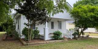 4 Bedroom Home in Downtown Erwin Gallery 1