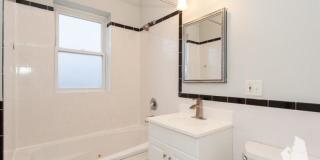4812 North Paulina St. Gallery 8