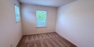 Mebane / Townhouse Gallery 21