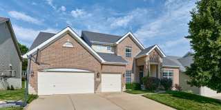 Executive Lease Opportunity - 4 Bed 3 Bath Gallery 1