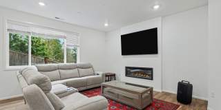 Charming New Home in Bothell – Prime Location & Modern Comfort 219 179th Street SE, Bothell, WA 98021 **$3,500!!! Gallery 7