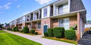 Emerson Square Gallery 1