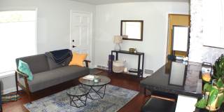 Bright, remodeled Sugarhouse Bungalow Gallery 4