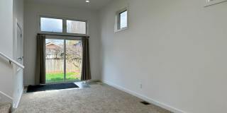 Charming 4-Bedroom Home in Phinney Ridge.  Pets welcome! Gallery 14
