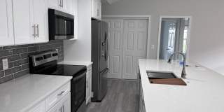 1598 Hawthorne Place Gallery 6