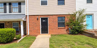 2 Bed 1.5 Bath Condo Centered In Austell! Gallery 1