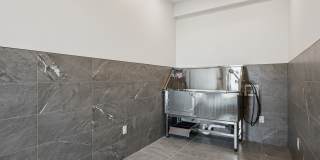 Lakeview Terrace Gallery 21