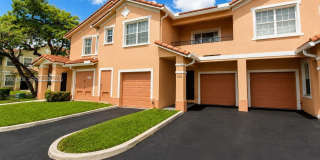 1002 Belmont Ln Gallery 1