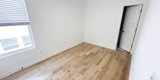 1278 West Hendrix Street Gallery 12