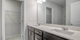 Stunning 3/3.5 Townhome in SE Raleigh Gallery 29