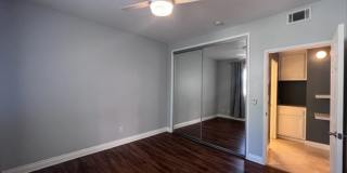 Beautiful two bedroom, two bath Condo In Long Beach Gallery 11
