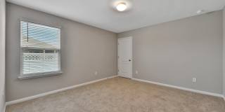 589 GLASGOW Drive Gallery 17