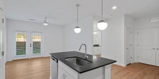 Evolve New Hope Farm Apartment Homes Gallery 31