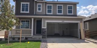 Beautiful Newer Home in Berthoud – 3 Bedrooms + Study, Loft, Large Yard, Pet Friendly Gallery 1