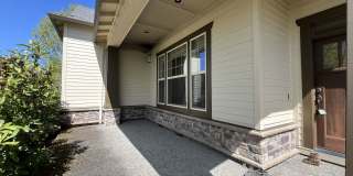 3BD/3BA Bethany Home with Vaulted Ceilings, Stainless Appliances & Gas Fireplace Gallery 5