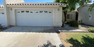 Three Bedroom Townhouse in GREAT location! Three Bedroom Townhouse in GREAT location! Gallery 1