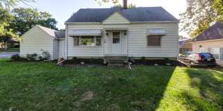 3 Bedroom house in Champaign-AVAILALBE August 2026 Gallery 1