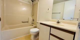 2 Bedroom, 2.5 Bath Townhouse Gallery 16