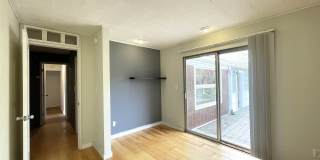 1616 Perry Ave Gallery 26
