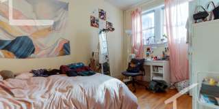 Huge 4 bed in Brookline Gallery 13