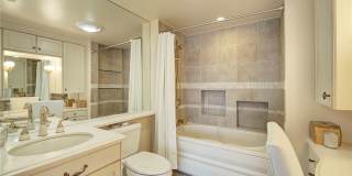 2Bd/1.75Ba Seattle Condo Gallery 16