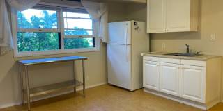 1 bedroom 1 bath close to town Gallery 11