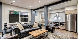 Lock Vista Gallery 15