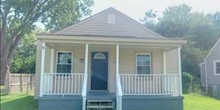 Super Cute 3 bed 2 bath Rancher with detached Garage and alley access. Gallery 1